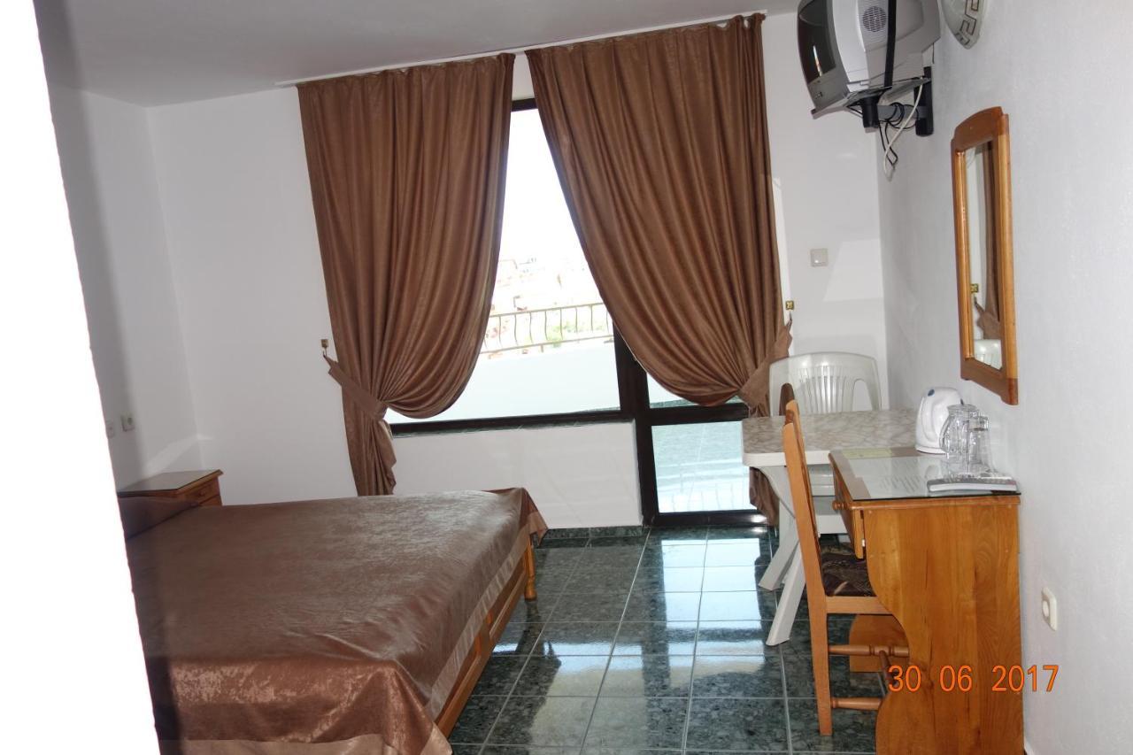 Къща"Перла" Hotel Ravda Exterior photo